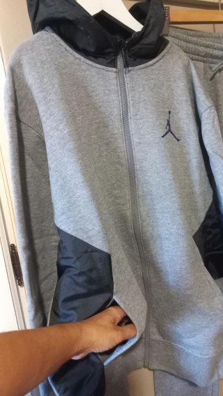 Chándal Jordan niño gris
