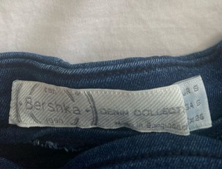 Shorts vaqueros Bershka Talla S