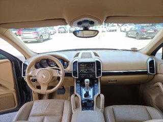 Porsche Cayenne 2012