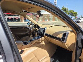 Porsche Cayenne 2012