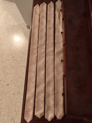 Cortinas beige con fliso y cortinas visillo