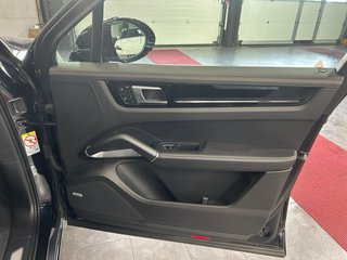Porsche Cayenne Turbo S E-Hybrid 680 cv IVA DEDU.