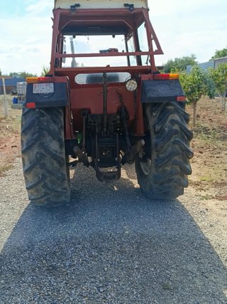 Tractor Fiat 766 E DT con pala El León