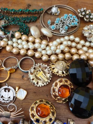 Lote Joyas Vintage Coro Anillos Pendientes Broches
