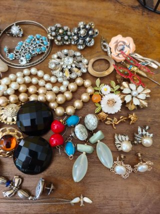 Lote Joyas Vintage Coro Anillos Pendientes Broches