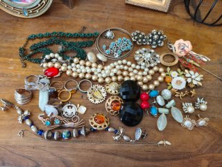 Lote Joyas Vintage Coro Anillos Pendientes Broches