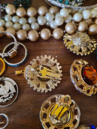 Lote Joyas Vintage Coro Anillos Pendientes Broches