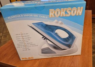Plancha de vapor sin cable "Rokson" RS-6G