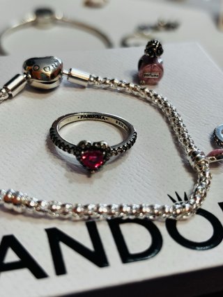 Pandora Anillo Corazón Rosa y Pulsera