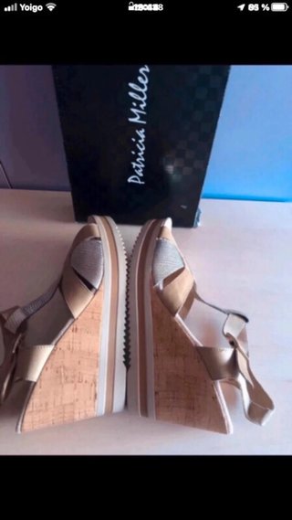 Sandalias Patricia Miller Piel Beige