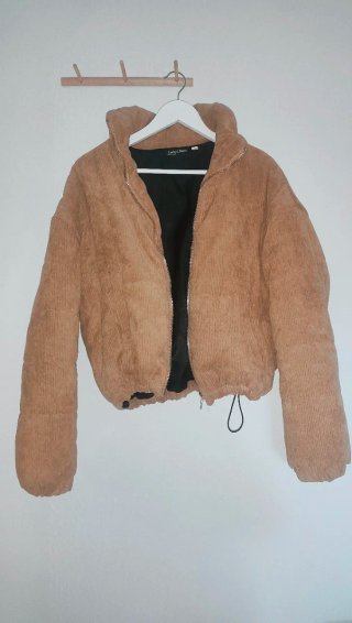 Chaqueta pana marrón