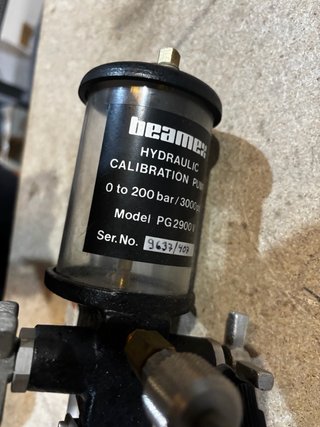 Bomba hidráulica calibración Beamex PG2900V 200 ba