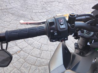 Kawasaki Z 900 2024 Negra/Verde
