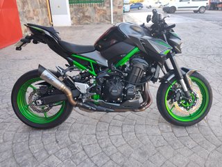 Kawasaki Z 900 2024 Negra/Verde