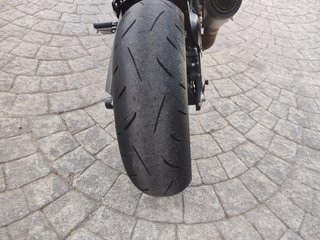 Kawasaki Z 900 2024 Negra/Verde