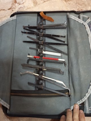 Estuche con herramientas