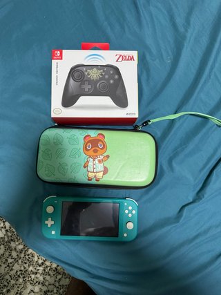 Nintendo Switch Lite + Funda y Mando Zelda