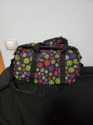 Bolsa de deporte con círculos, está nueva