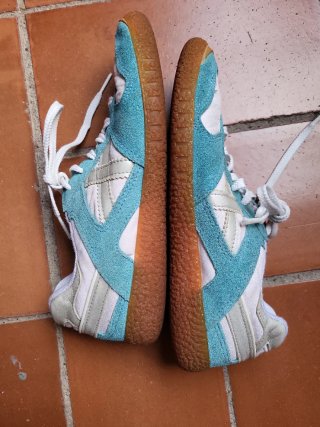 Zapatillas Munich Beige y Turquesa