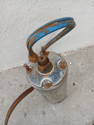 Motor Franklin 0,75 HP trifasico 380