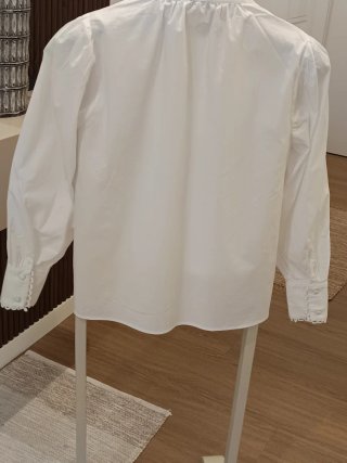 Camisa Zara branca com botões