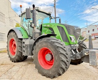 TRACTOR FENDT 824, PROFI PLUS RTK