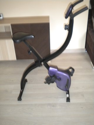 Bicicleta Estática Plegable Morada