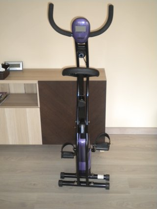 Bicicleta Estática Plegable Morada