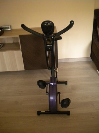 Bicicleta Estática Plegable Morada