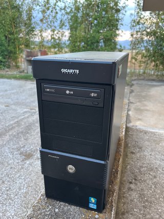 PC Sobremesa Gigabyte i3 / Win 7 Pro