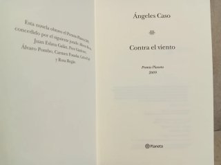 Novela "Contra el Viento" de Ángeles Caso