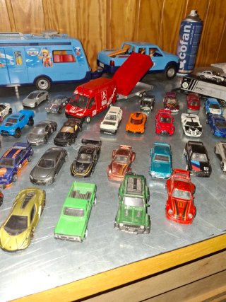 Lote coches Hot Wheels, camiones y rally