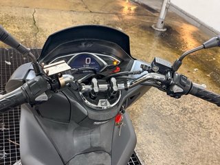 Honda PCX 125 Gris