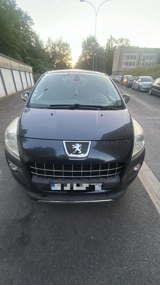 Peugeot 3008 2012