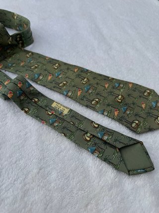 Corbata Hermès