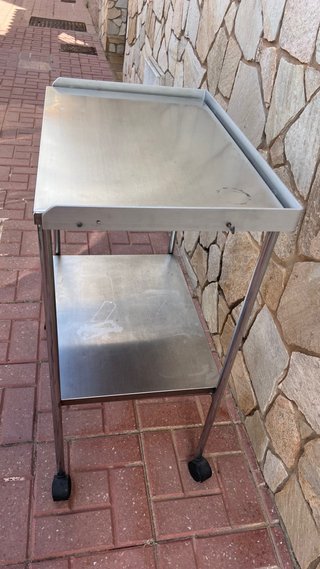 Carrito sanitario acero quirúrgico