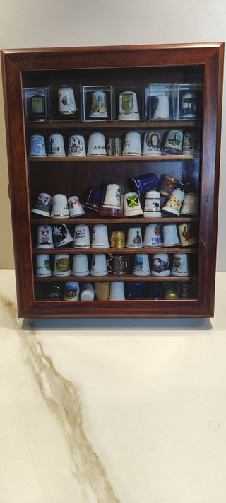 Colección de dedales decorativos