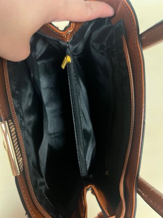 Bolso de mano efecto piel cocodrilo