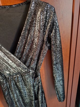 Vestido fiesta plata y negro talla S