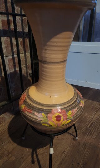 Jarrón antiguo cerámica pintado a mano