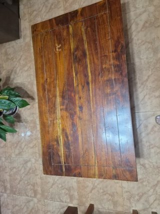 Mesa de centro de madera rústica