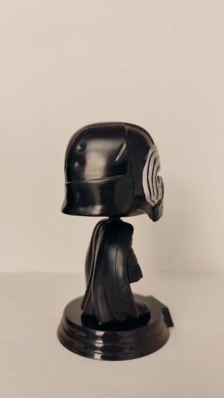 Figura Star Wars Kylo Ren Funko Pop #203