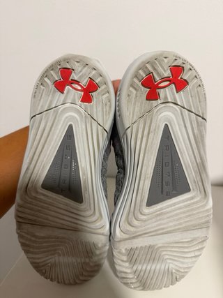 Zapatilla Under Armour TriBase Reign 6 Talla 40