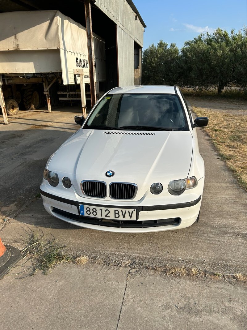 BMW Serie 3 2002 - foto 1