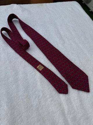 Corbata Hermès