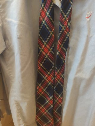 Corbata de uniforme escolar Attendis
