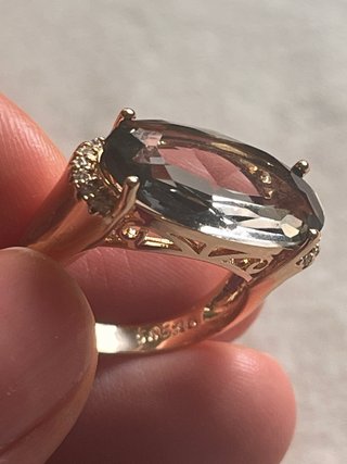 Anello oro laminato con pietra grigio petrolio