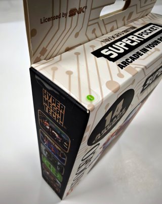Super Pocket NeoGeo Edition (precintada)