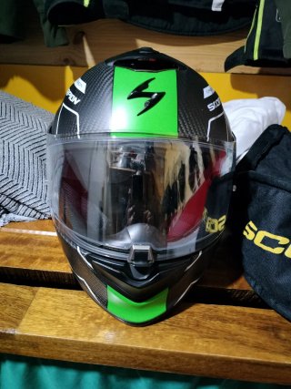 Casco Scorpion Carbono Moto