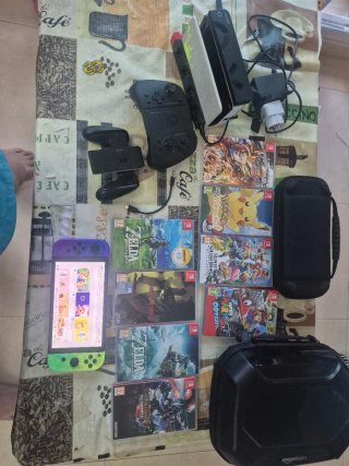 Nintendo Switch OLED + Juegos y Accesorios